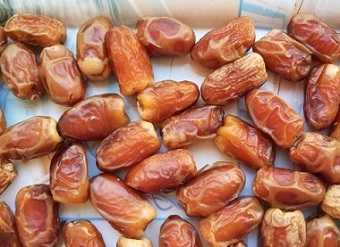 تصویر 2 از قیمت خرید خرما کبکاب درجه یک + فروش ویژه